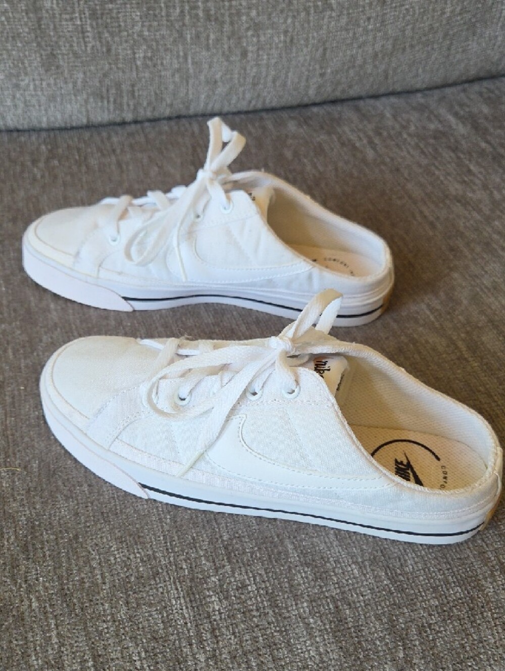 Nike White Canvas Mule Sneakers - Picture 2 of 8
